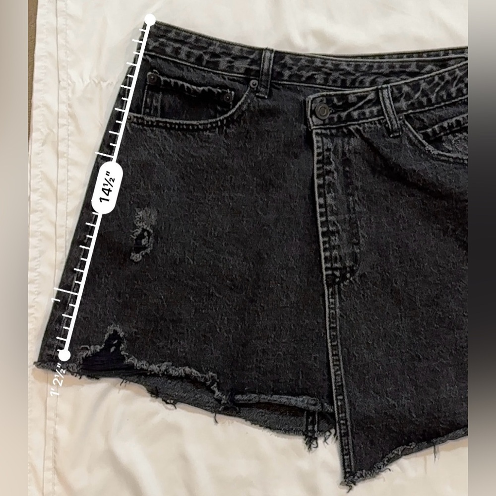 Gianni Bini Asymmetrical Black Denim Skirt - Picture 3 of 10